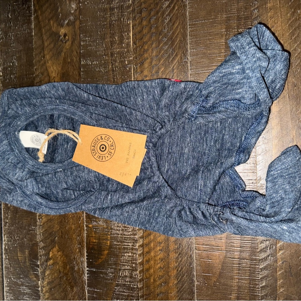 Levi’s Dog PJs - Picture 2 of 2